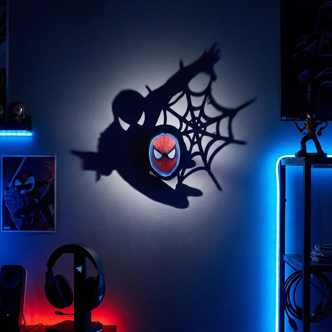 Hero Shadow Lamp